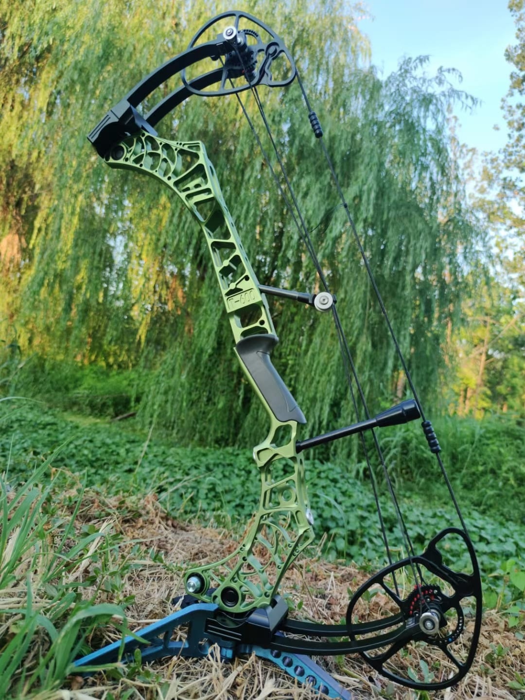 товар Лук блочный ORTMEN Терминатор Т-600