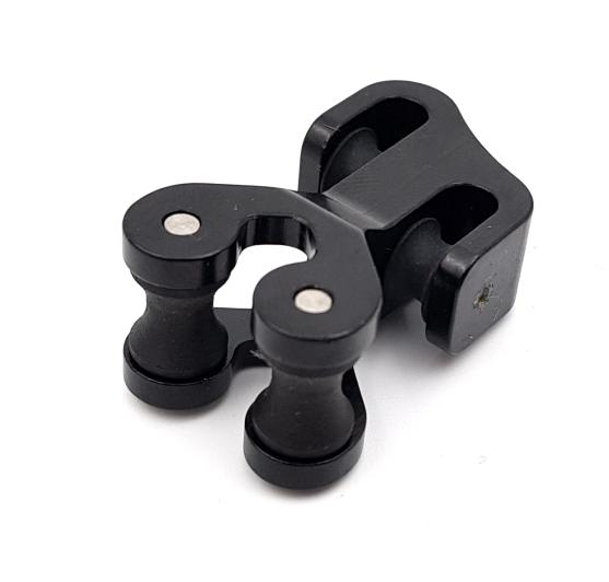 Роликовый бегунок универсальный черный